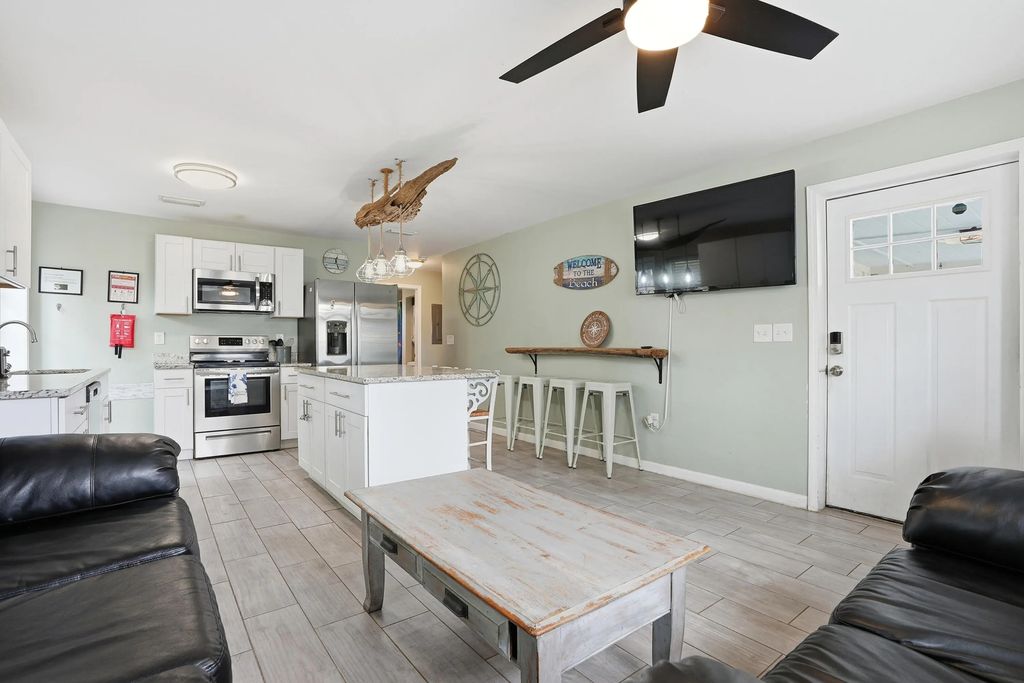 10 of 42 - 5616 Pinetree Avenue, Panama City Beach, FL