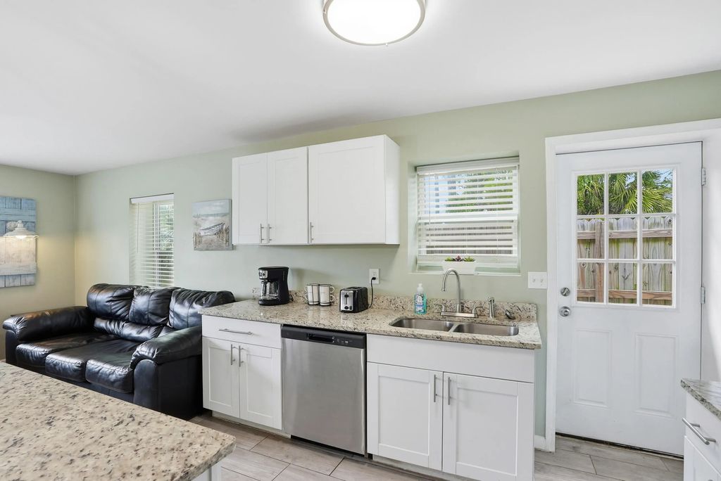 14 of 42 - 5616 Pinetree Avenue, Panama City Beach, FL