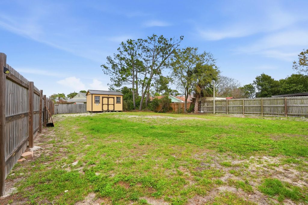 27 of 42 - 5616 Pinetree Avenue, Panama City Beach, FL
