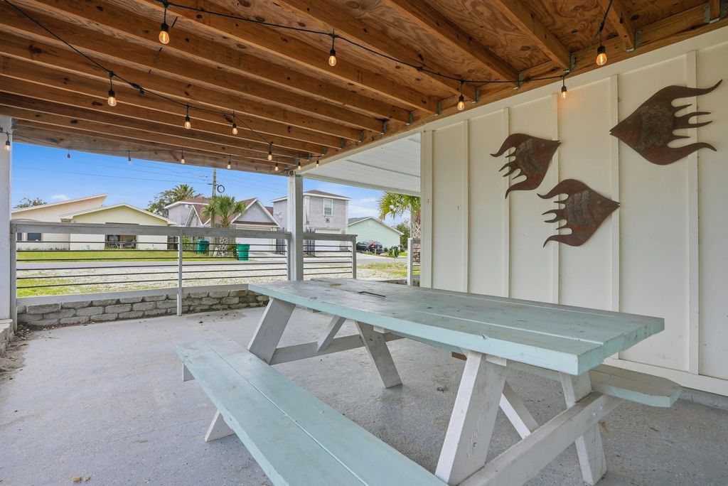 36 of 42 - 5616 Pinetree Avenue, Panama City Beach, FL