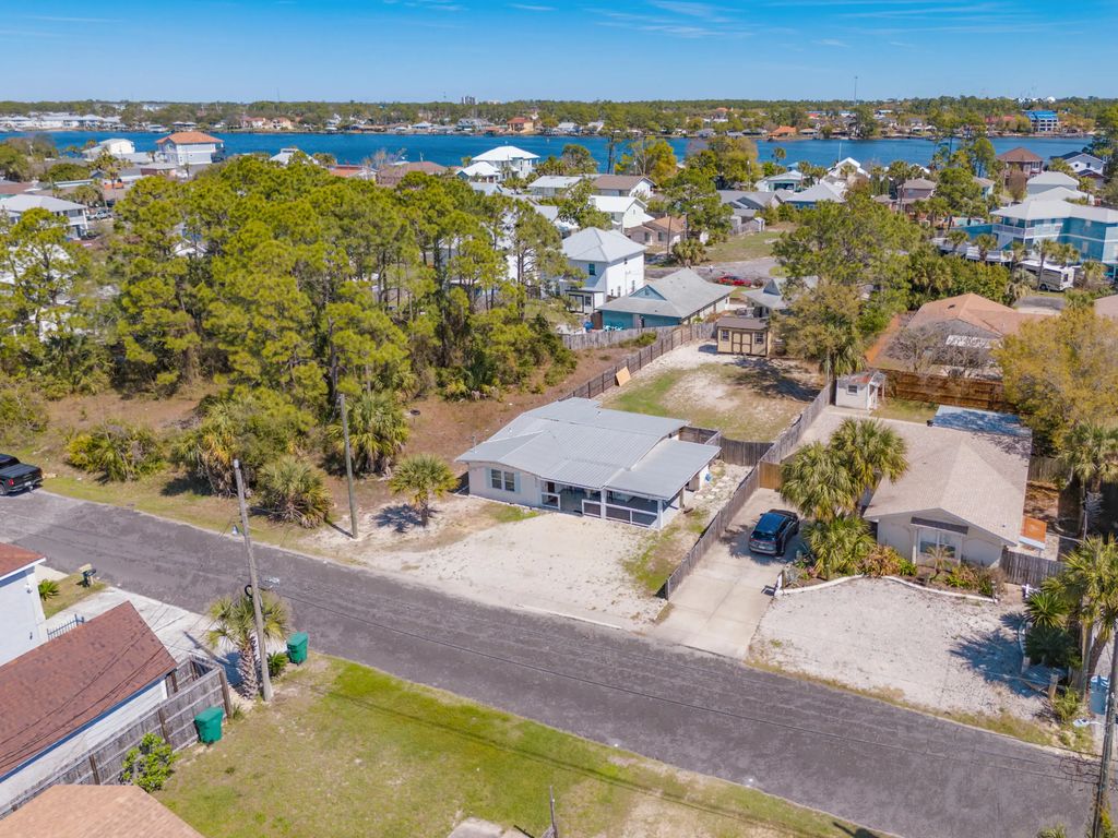 39 of 42 - 5616 Pinetree Avenue, Panama City Beach, FL