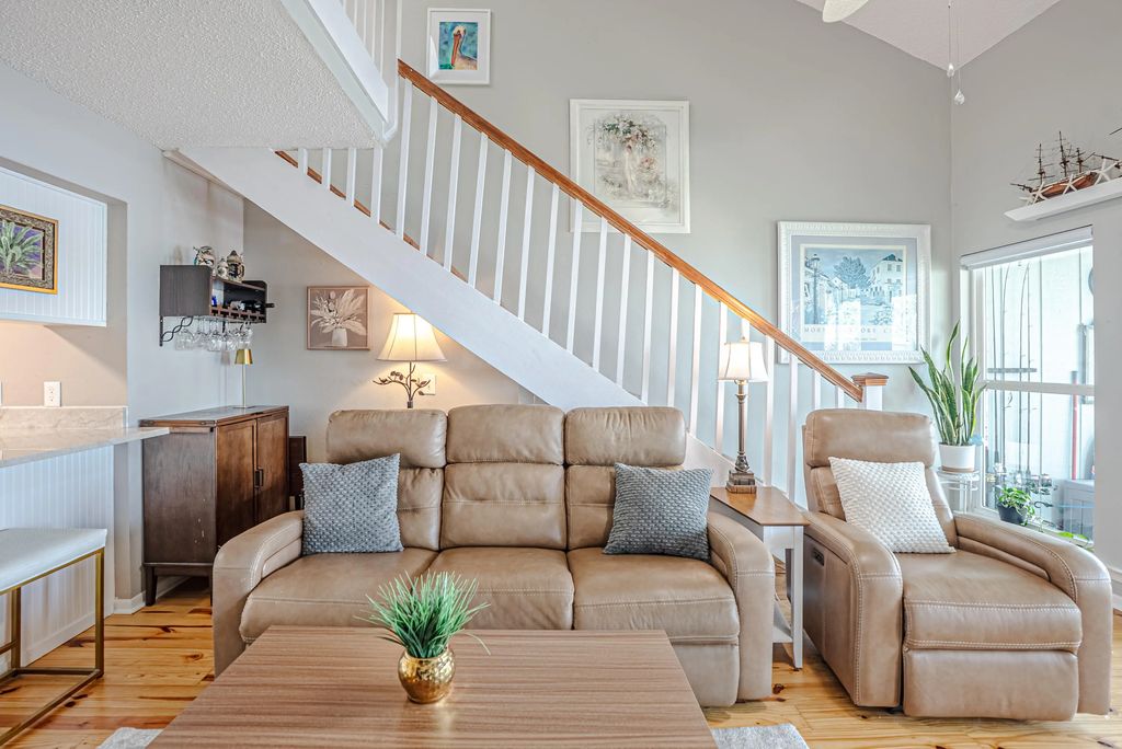 23 of 64 - 6909 N Lagoon Drive Unit E2, Panama City Beach, FL