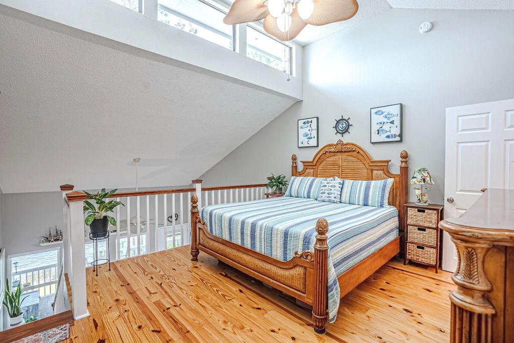 27 of 64 - 6909 N Lagoon Drive Unit E2, Panama City Beach, FL