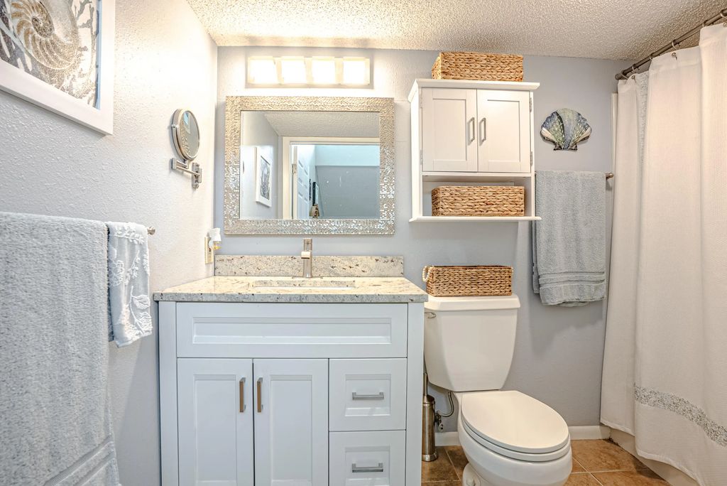 30 of 64 - 6909 N Lagoon Drive Unit E2, Panama City Beach, FL