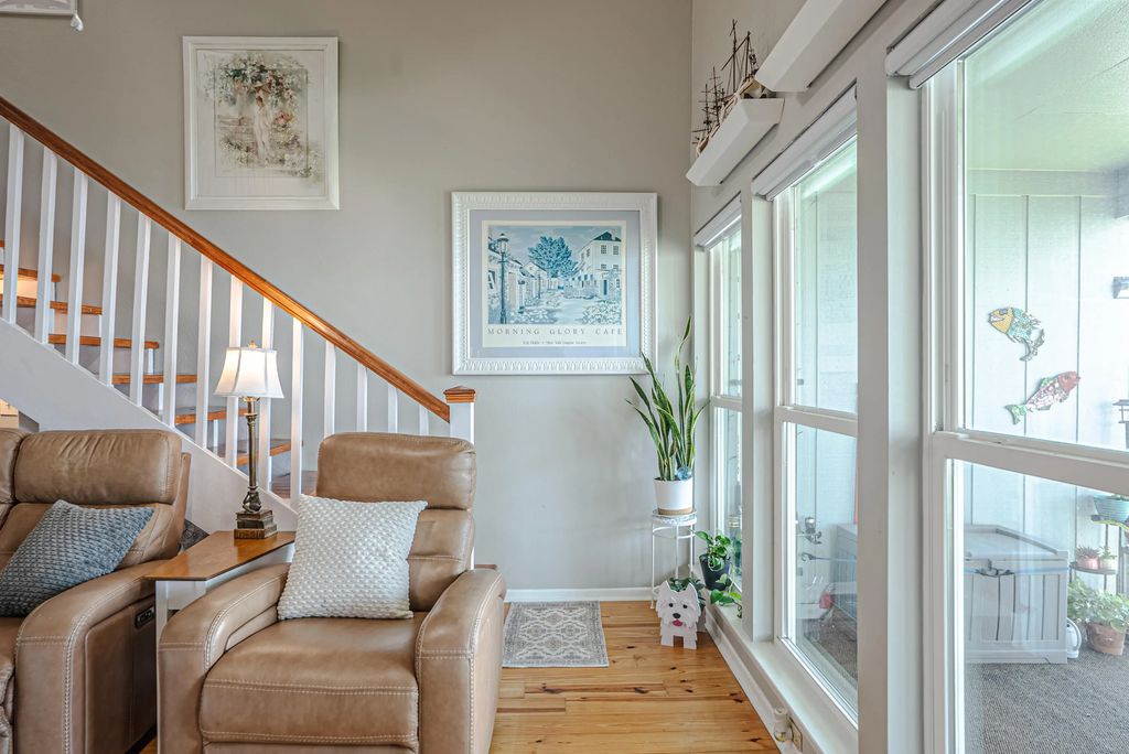 32 of 64 - 6909 N Lagoon Drive Unit E2, Panama City Beach, FL