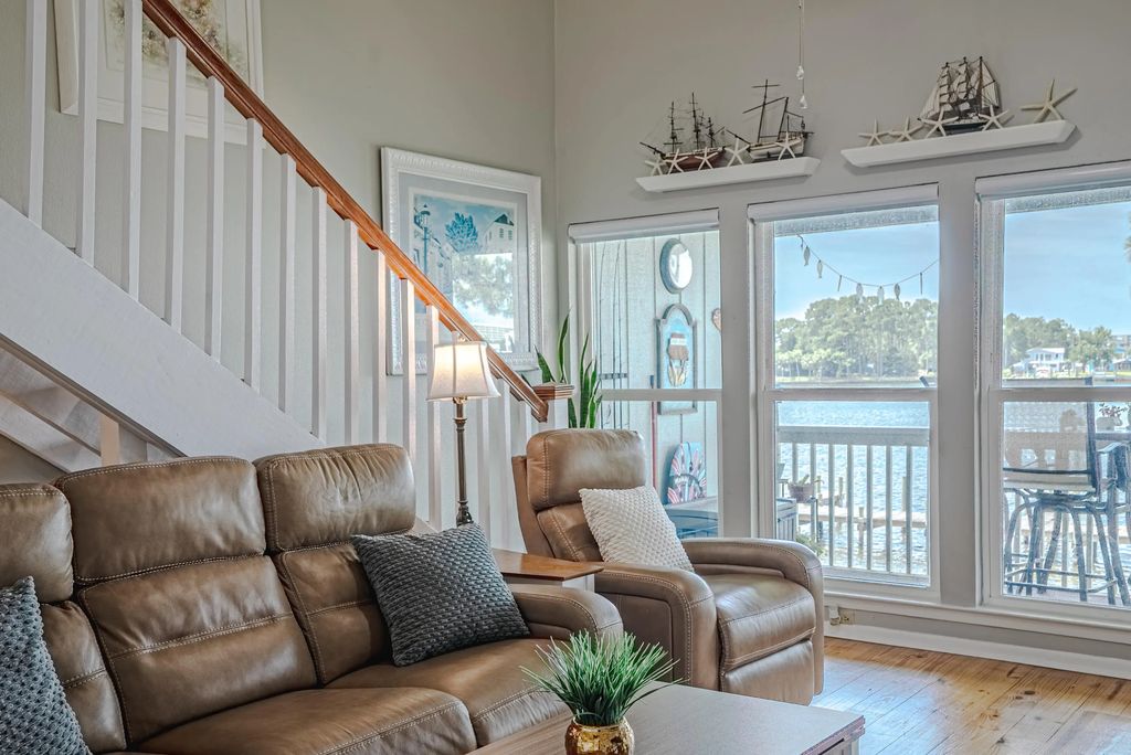 33 of 64 - 6909 N Lagoon Drive Unit E2, Panama City Beach, FL