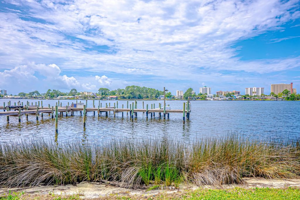 40 of 64 - 6909 N Lagoon Drive Unit E2, Panama City Beach, FL