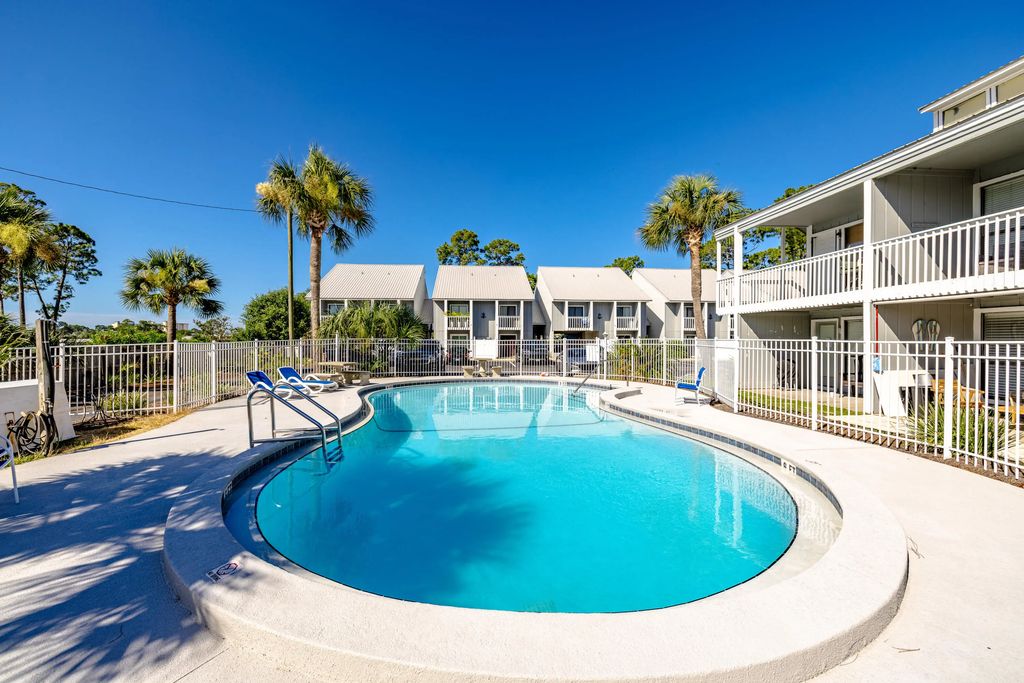 52 of 64 - 6909 N Lagoon Drive Unit E2, Panama City Beach, FL