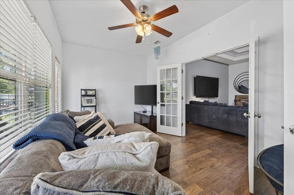 23 of 59 - 395 Windchime Way, Freeport, FL
