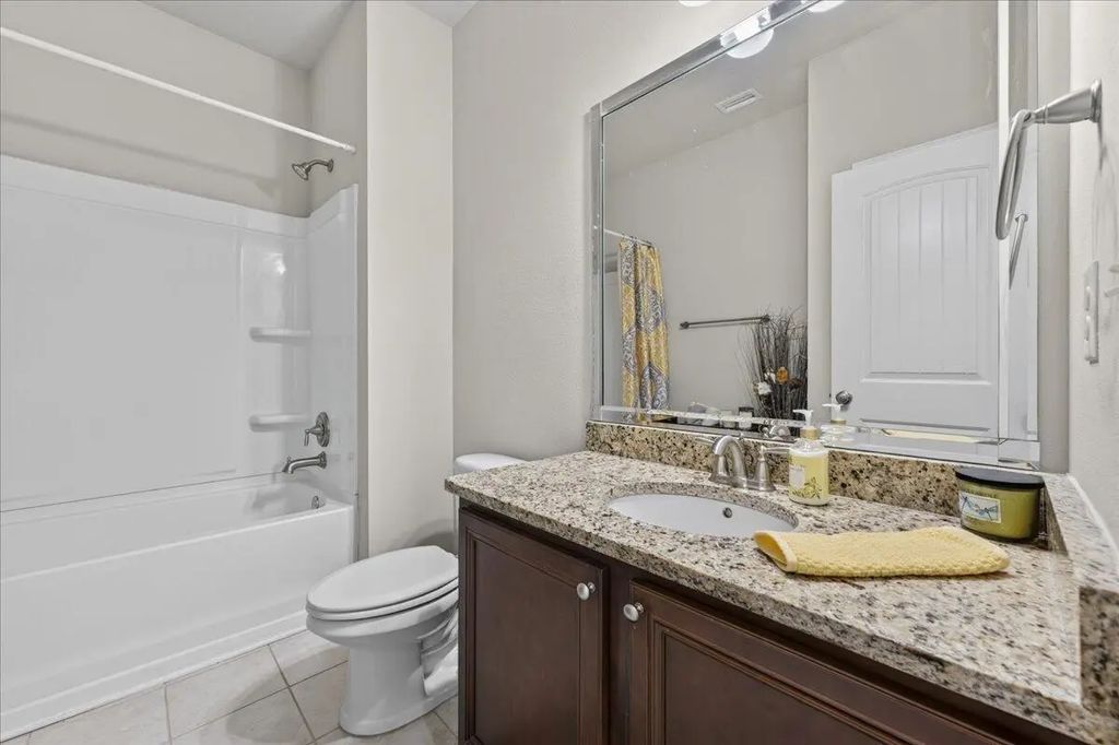 34 of 59 - 395 Windchime Way, Freeport, FL