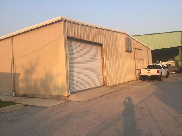 Photo of Listing #1006532