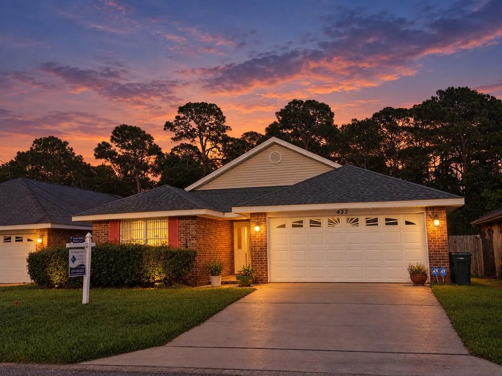 432 Pristine Water Lane, Mary Esther