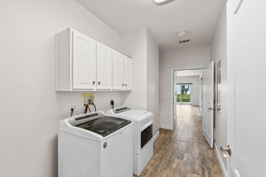 41 of 118 - 4374 W County Highway 83a, Freeport, FL