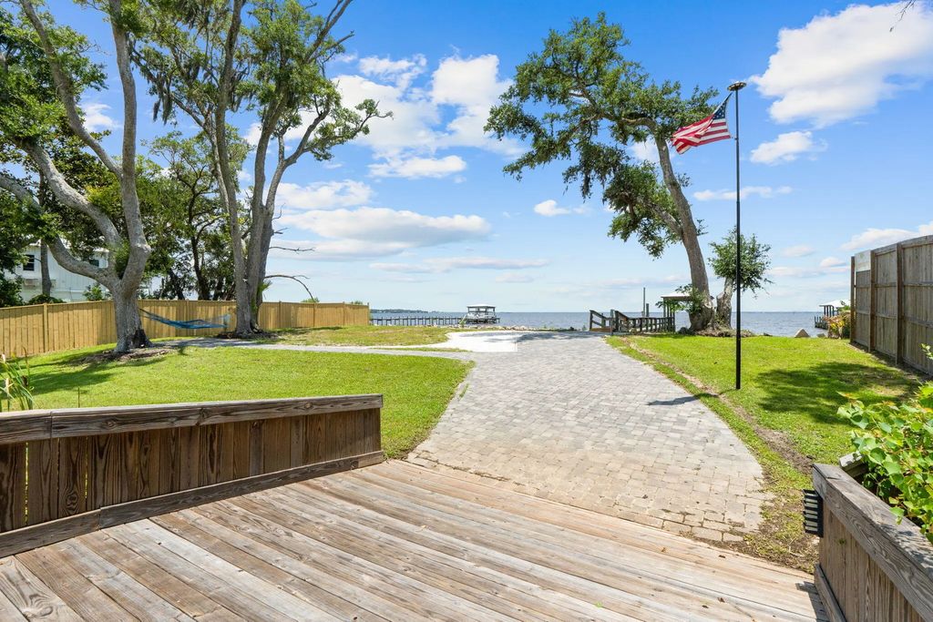 67 of 118 - 4374 W County Highway 83a, Freeport, FL