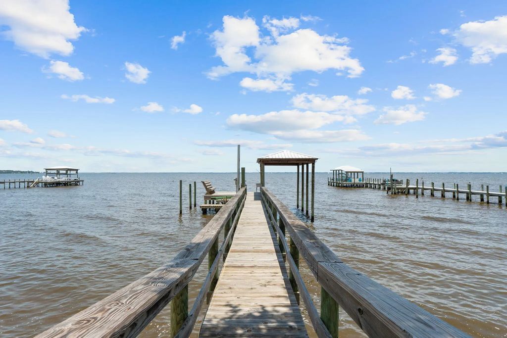 70 of 118 - 4374 W County Highway 83a, Freeport, FL