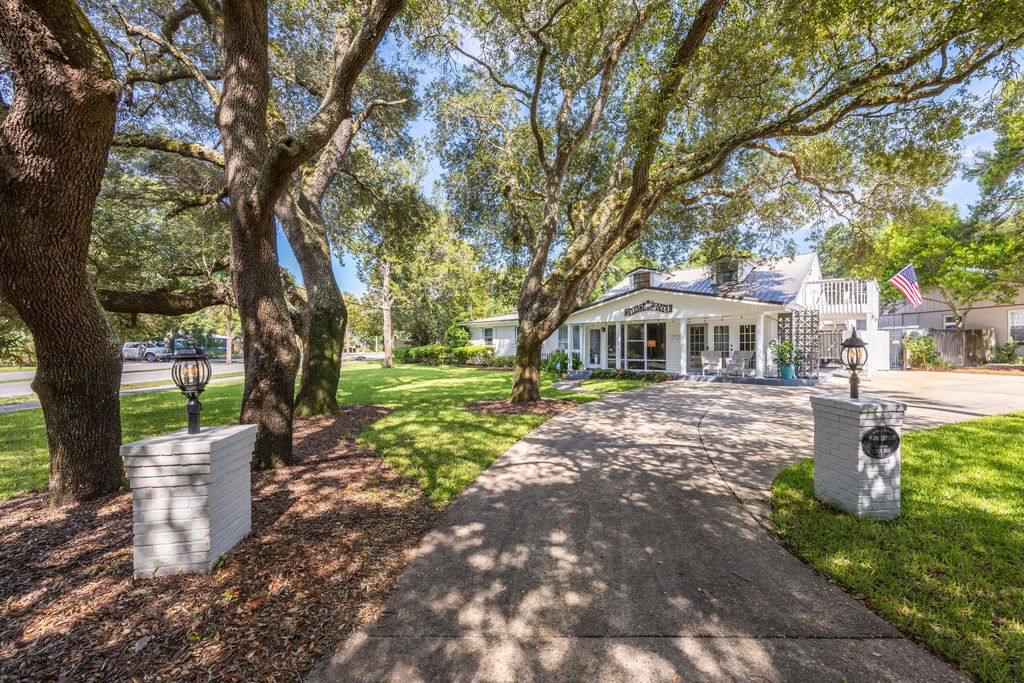 2 Ne Bay Drive, Fort Walton Beach