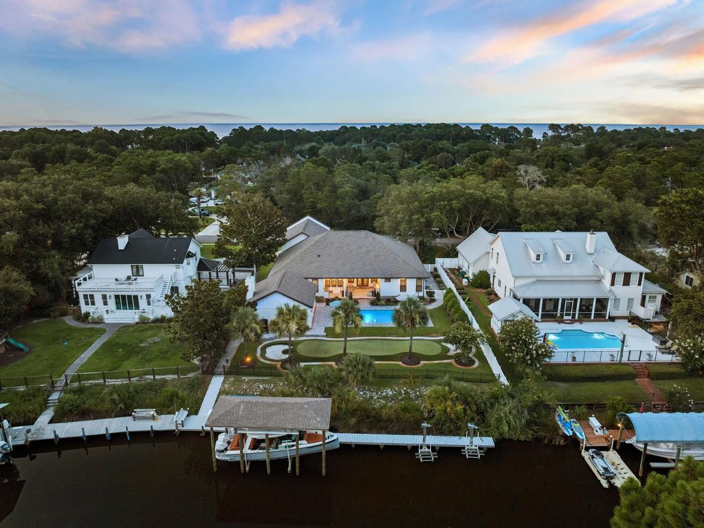 4049 N Indian Bayou, Destin