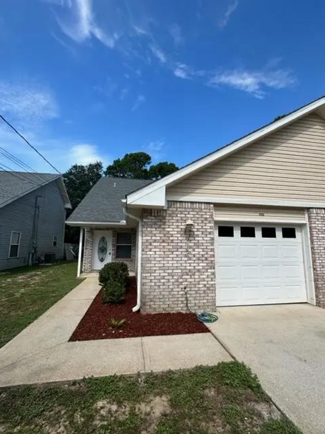 Photo of Listing #1006742