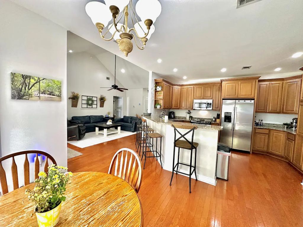 25 of 44 - 193 Polk Street, Freeport, FL
