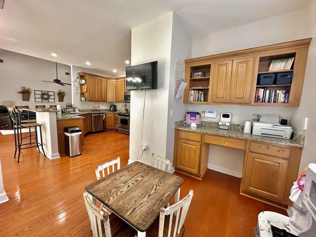 28 of 44 - 193 Polk Street, Freeport, FL