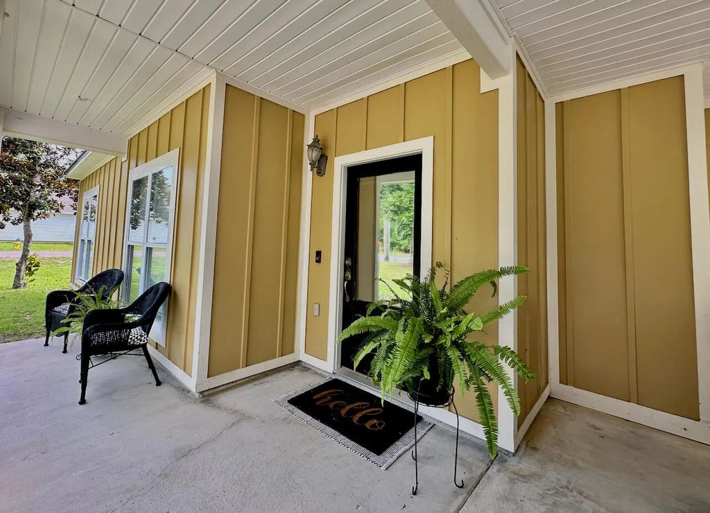 7 of 44 - 193 Polk Street, Freeport, FL
