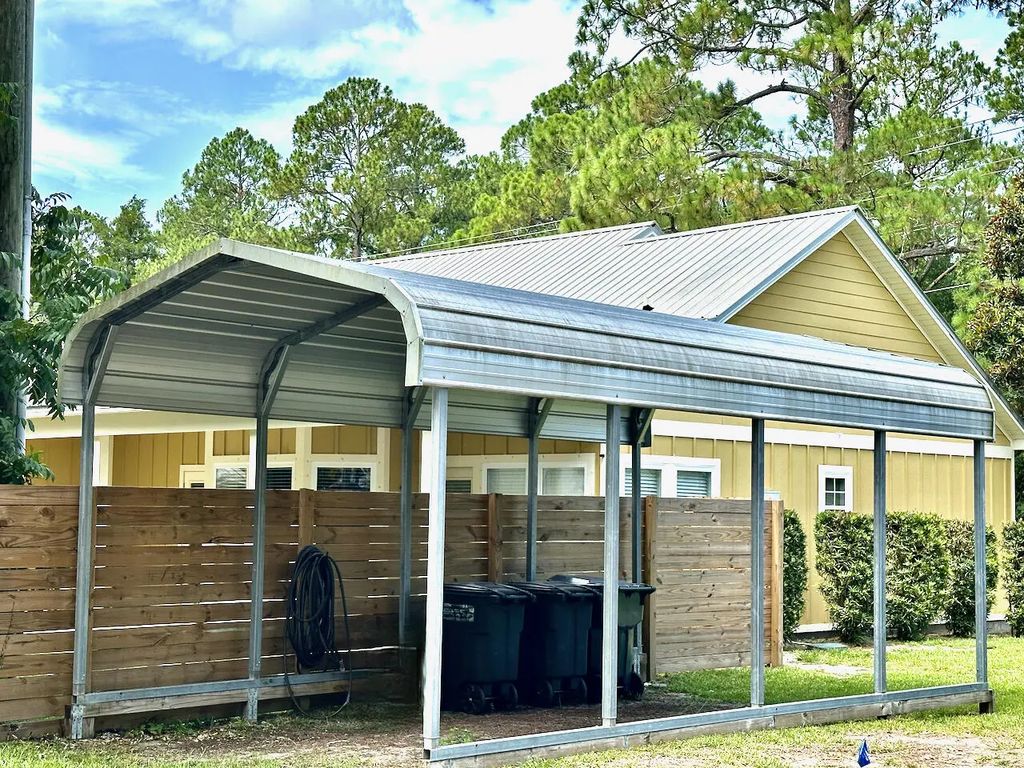 8 of 44 - 193 Polk Street, Freeport, FL