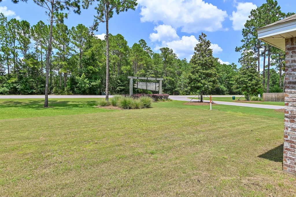 39 of 77 - 18 W Sky Way, Freeport, FL