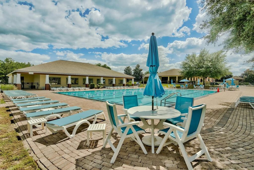 47 of 77 - 18 W Sky Way, Freeport, FL