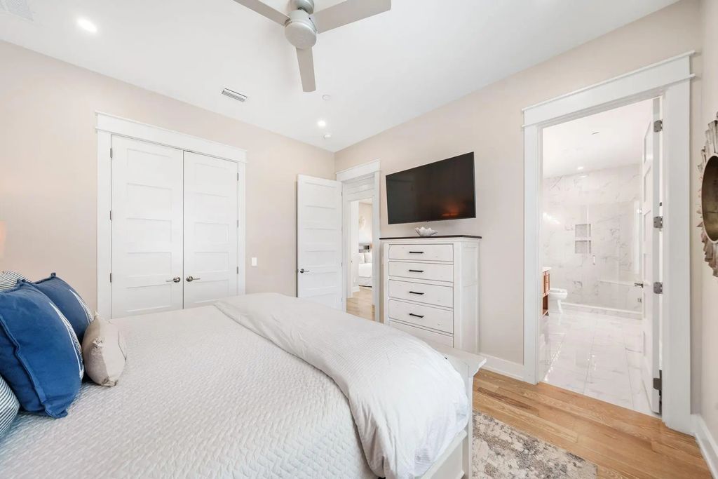 33 of 61 - 14300 Front Beach Road, Panama City Beach, FL