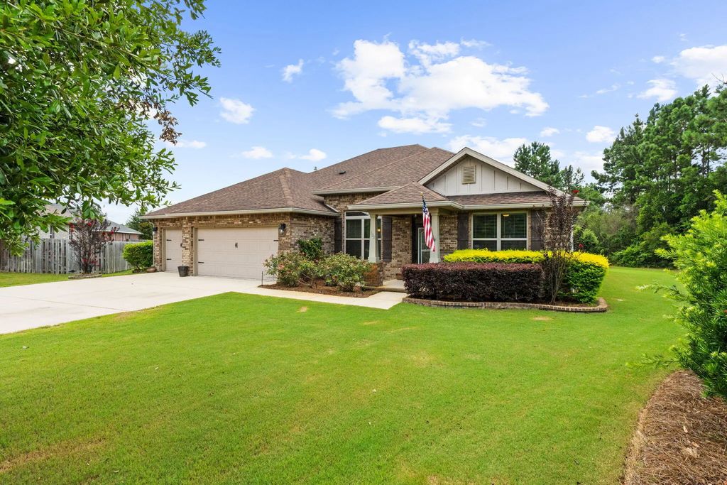 300 Brighton Cove, Freeport