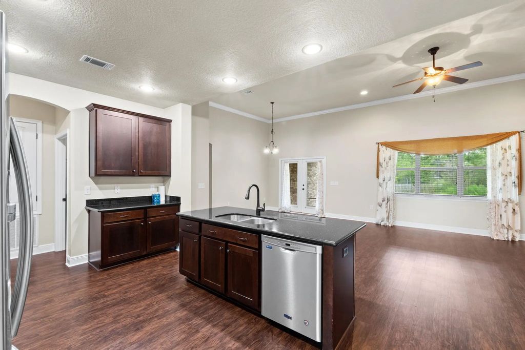 17 of 76 - 300 Brighton Cove, Freeport, FL