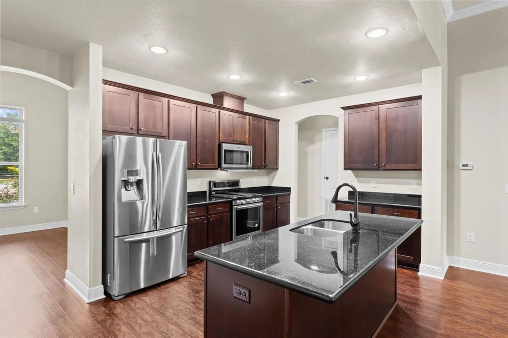 19 of 76 - 300 Brighton Cove, Freeport, FL