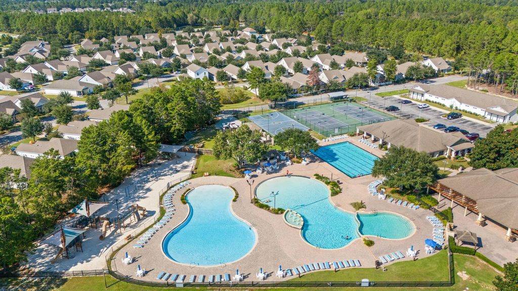 66 of 76 - 300 Brighton Cove, Freeport, FL