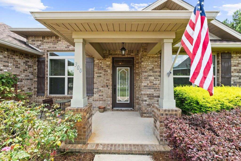 9 of 76 - 300 Brighton Cove, Freeport, FL