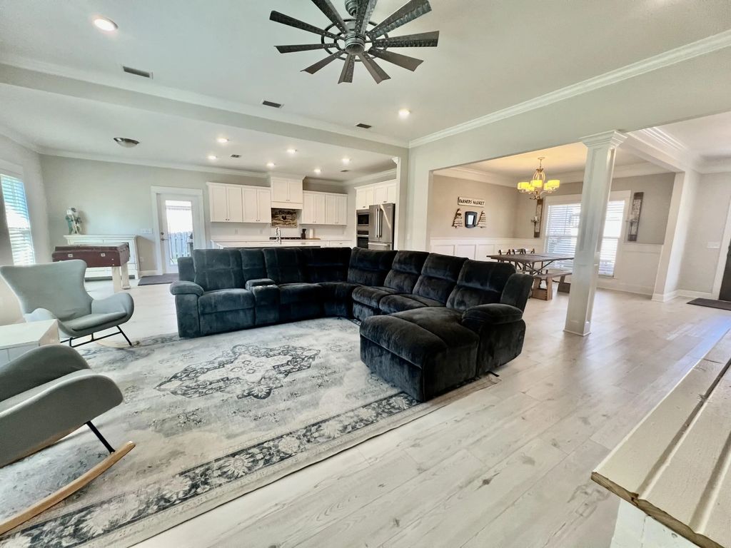 10 of 77 - 373 Mill Pond Cove, Freeport, FL