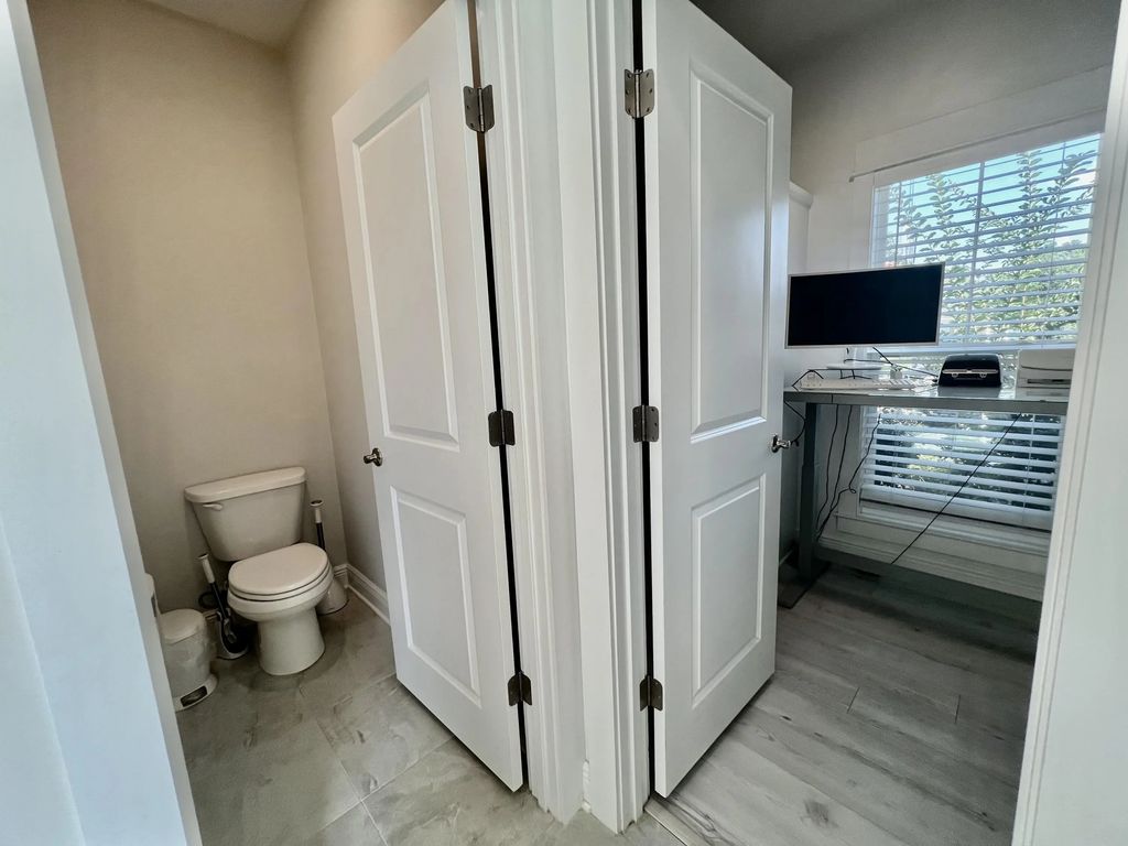30 of 77 - 373 Mill Pond Cove, Freeport, FL