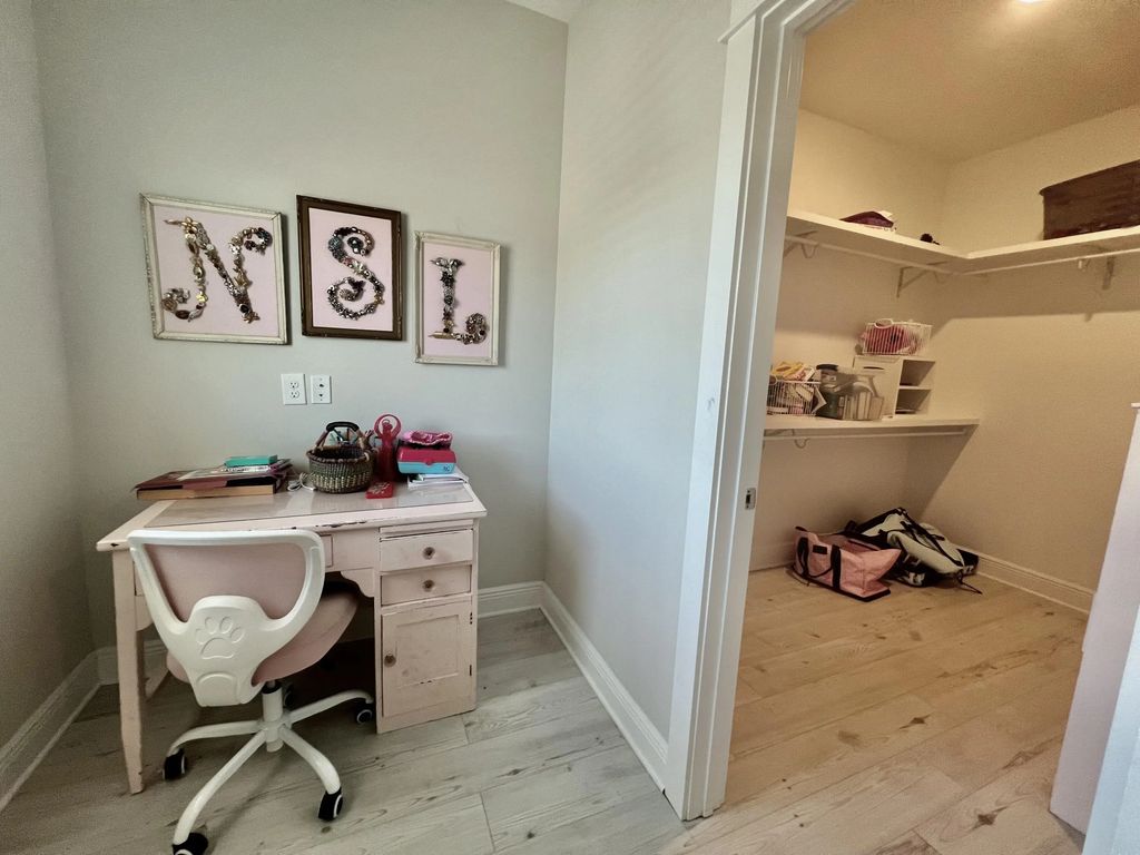41 of 77 - 373 Mill Pond Cove, Freeport, FL