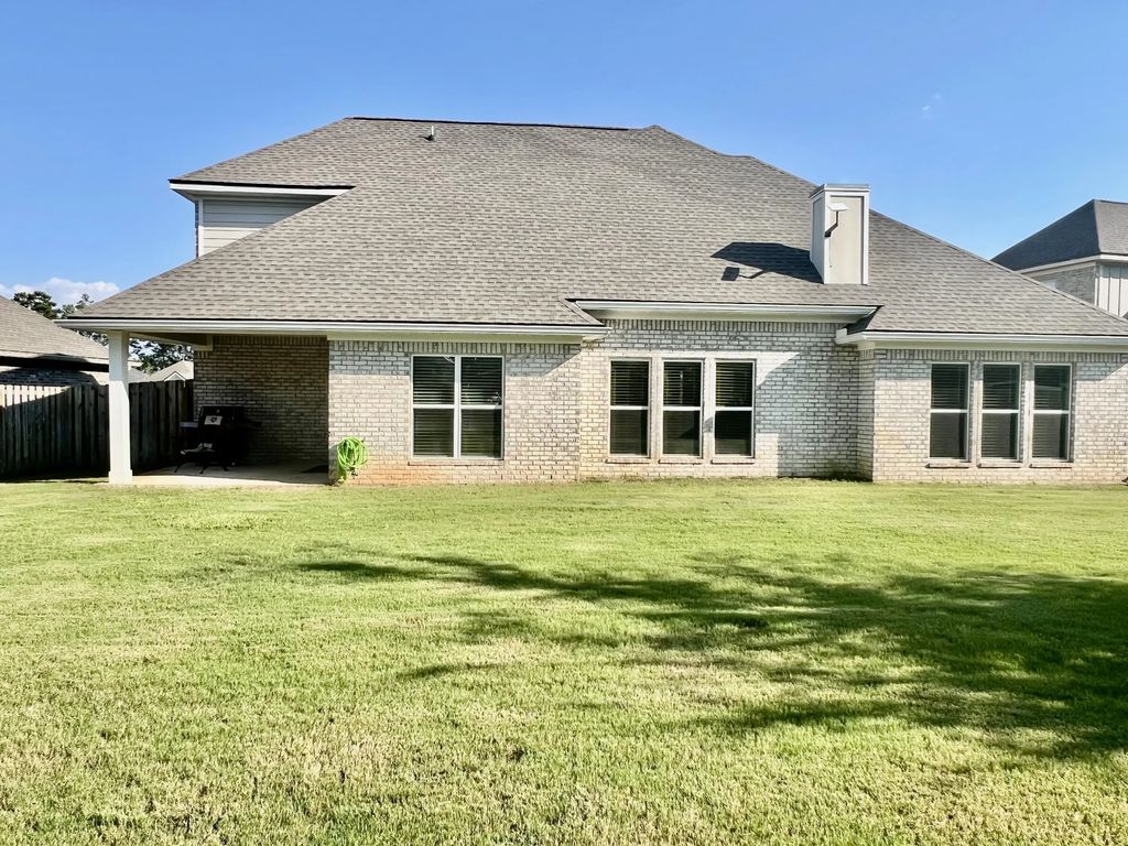 49 of 77 - 373 Mill Pond Cove, Freeport, FL