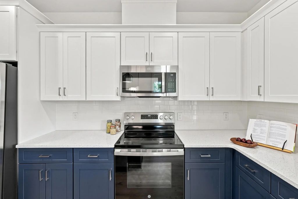 13 of 37 - 515 Pinetree Drive, Panama City Beach, FL