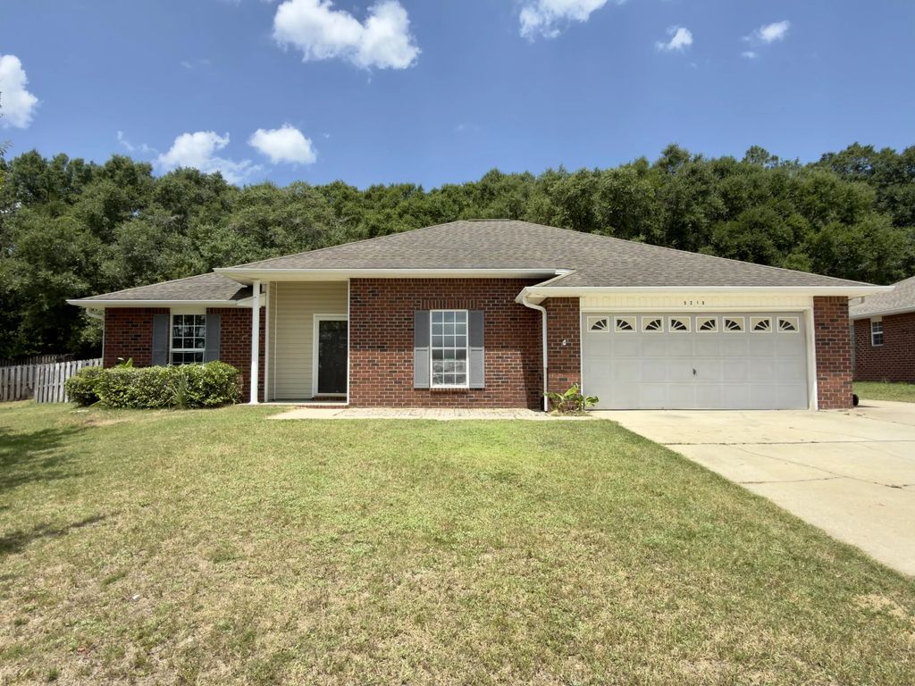 5210 Moore Loop, Crestview