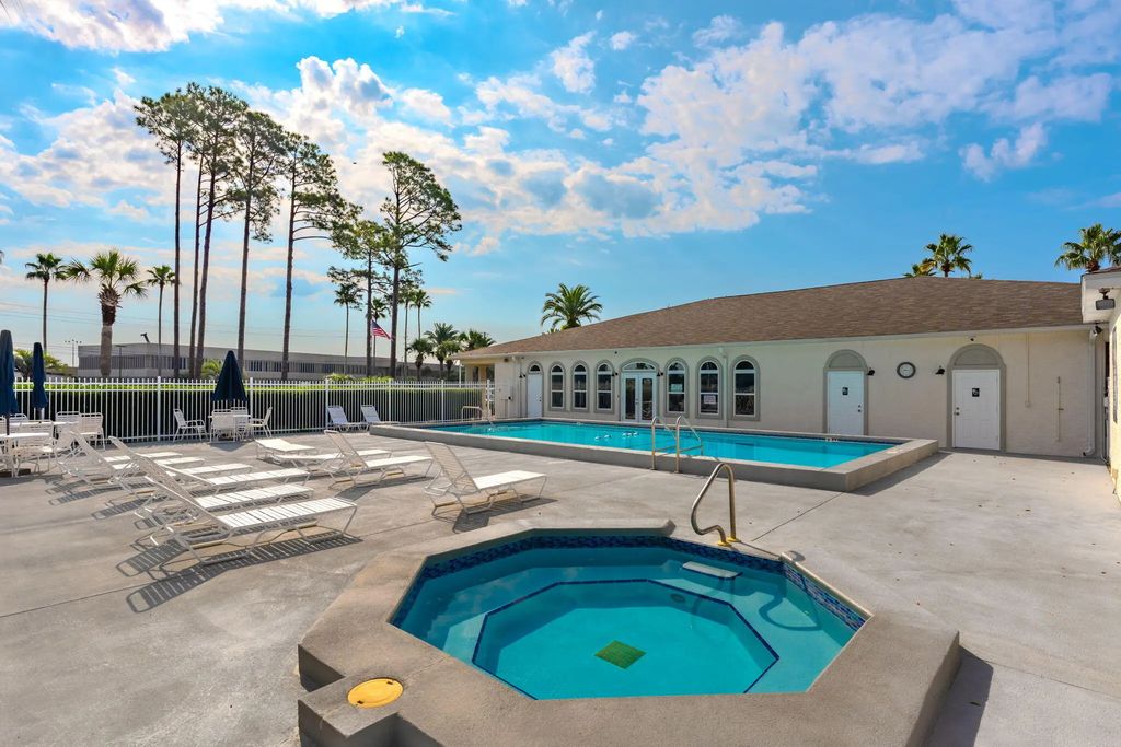 25 of 39 - 1219 Thomas Drive # 123, Panama City Beach, FL