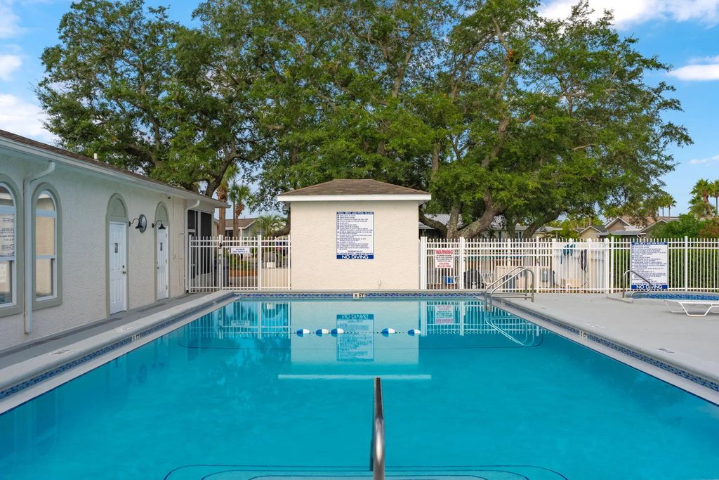 26 of 39 - 1219 Thomas Drive # 123, Panama City Beach, FL
