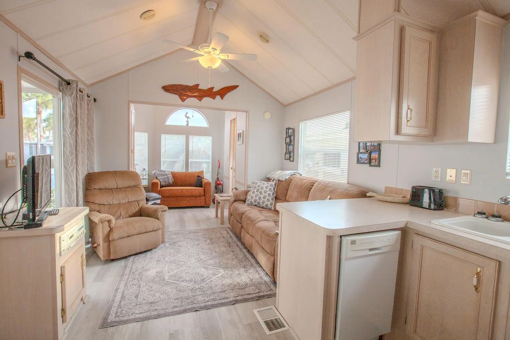 3 of 39 - 1219 Thomas Drive # 123, Panama City Beach, FL