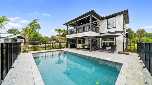 Photo of Listing #1006985