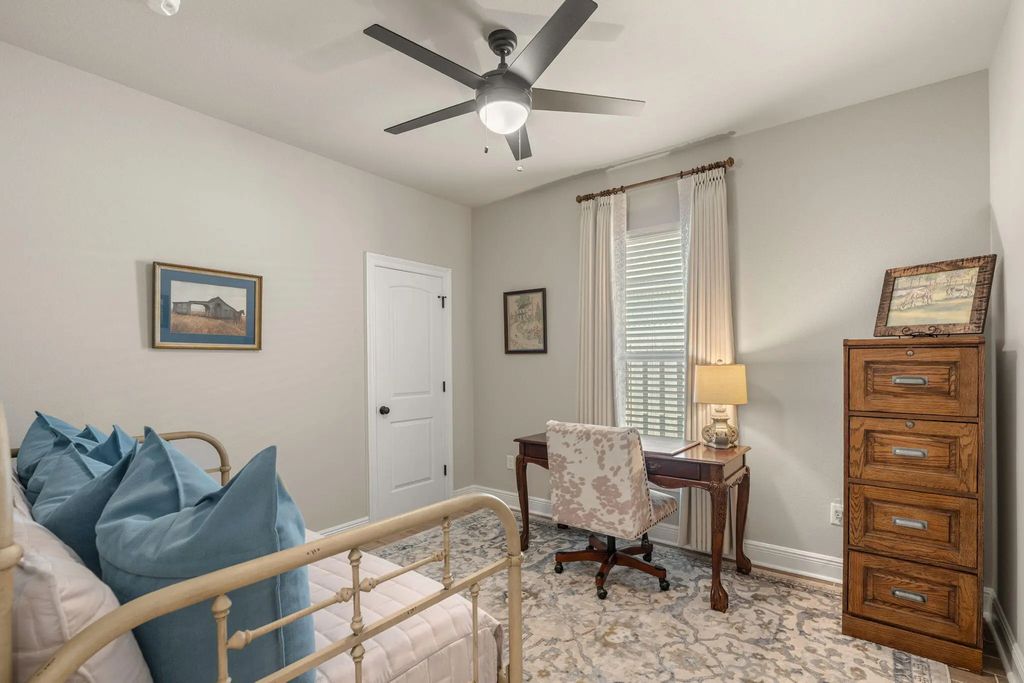 21 of 38 - 160 Hydrangea Boulevard, Freeport, FL