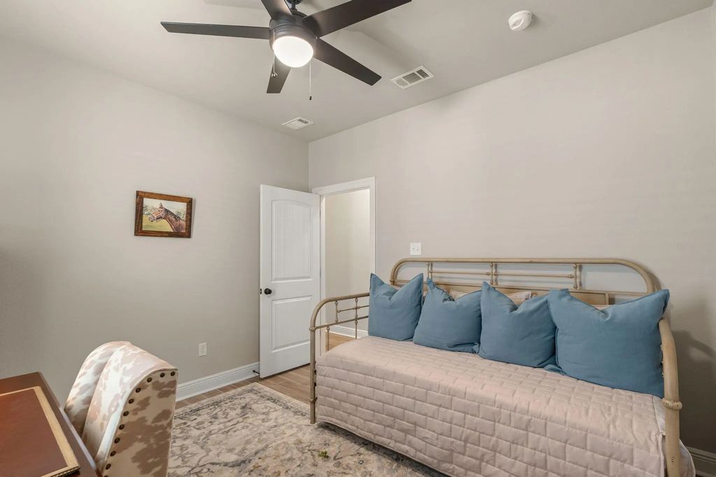 22 of 38 - 160 Hydrangea Boulevard, Freeport, FL