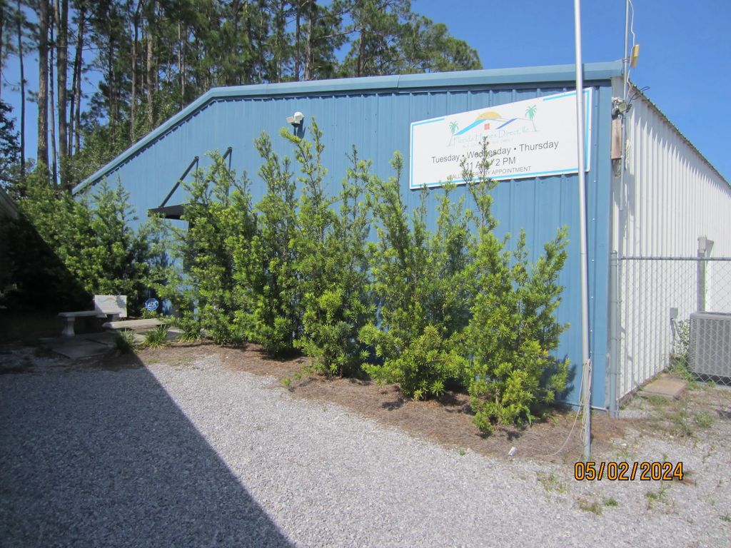 3 of 5 - 18235 Us-331, Freeport, FL