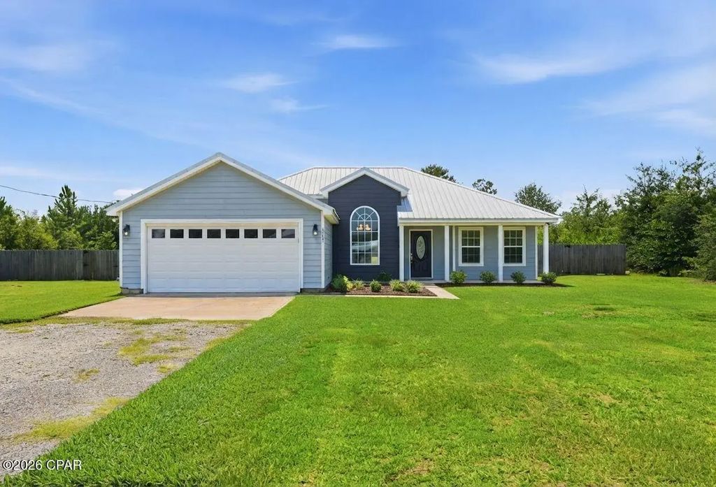 8017 Bluebird Lane, Youngstown