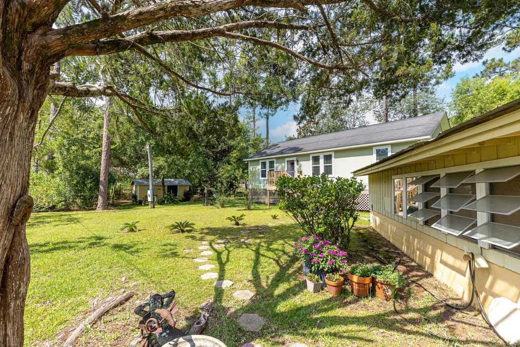 40 S 4th Street, Santa Rosa Beach