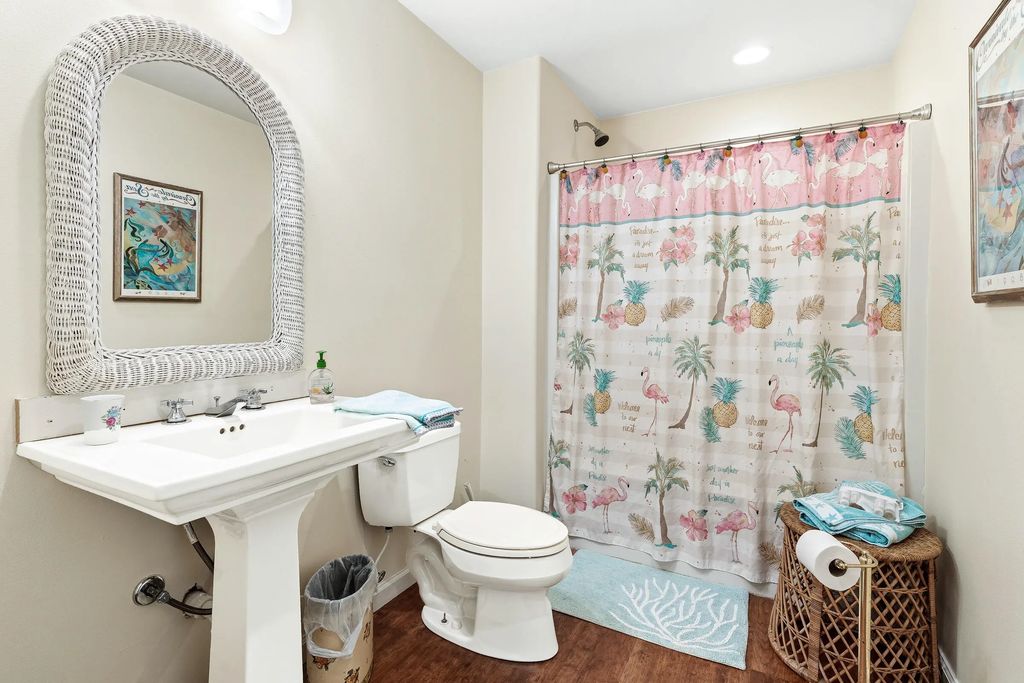 17 of 28 - 40 S 4th Street, Santa Rosa Beach, FL